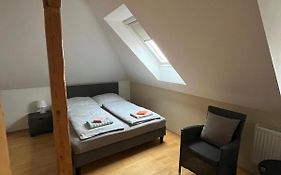 Doppelzimmer, Tv- Bad, Kuehlschrank- Parkplatz-17