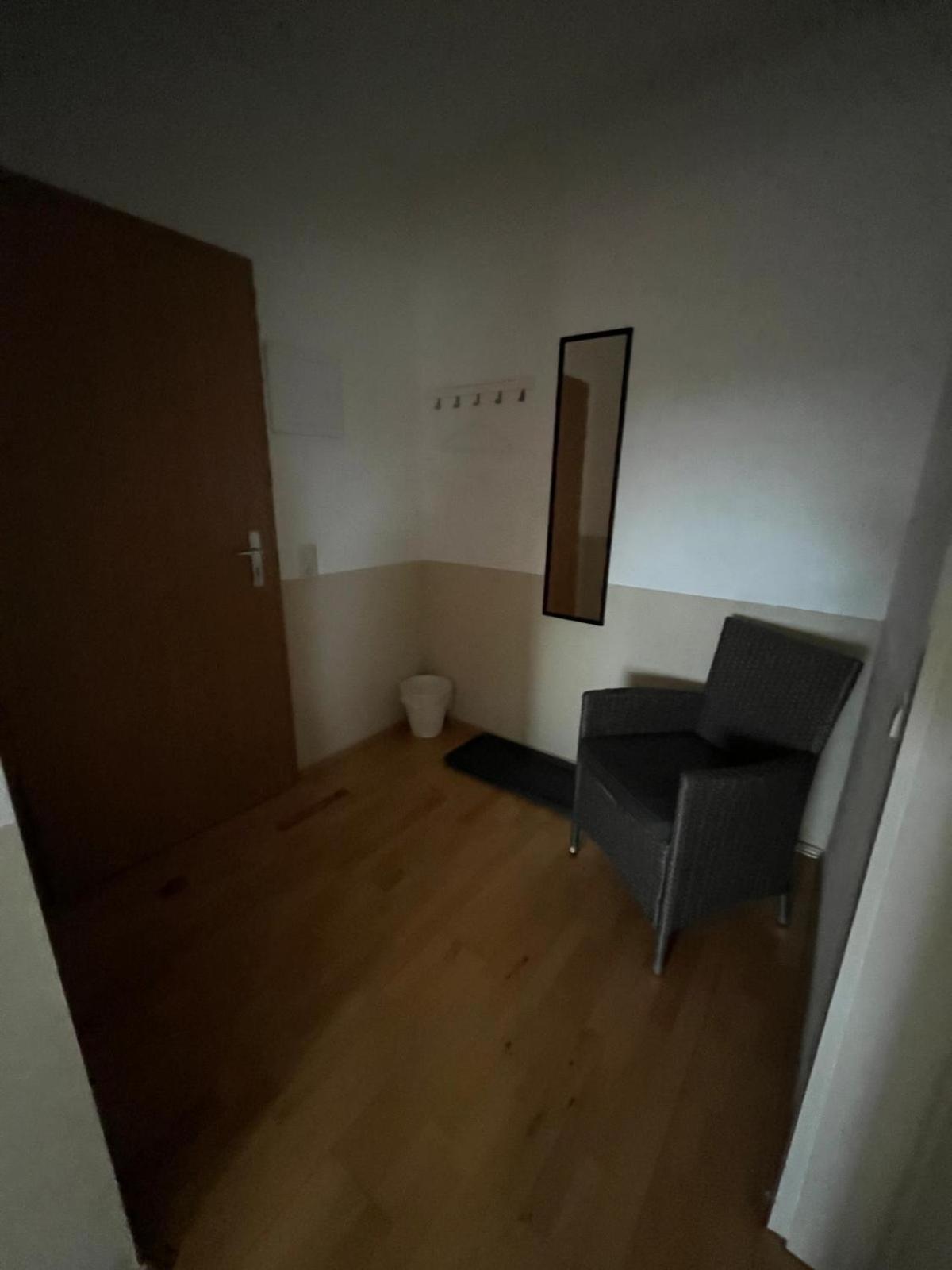 Doppelzimmer, Tv- Bad, Kuehlschrank- Parkplatz-17 Meine Exterior foto