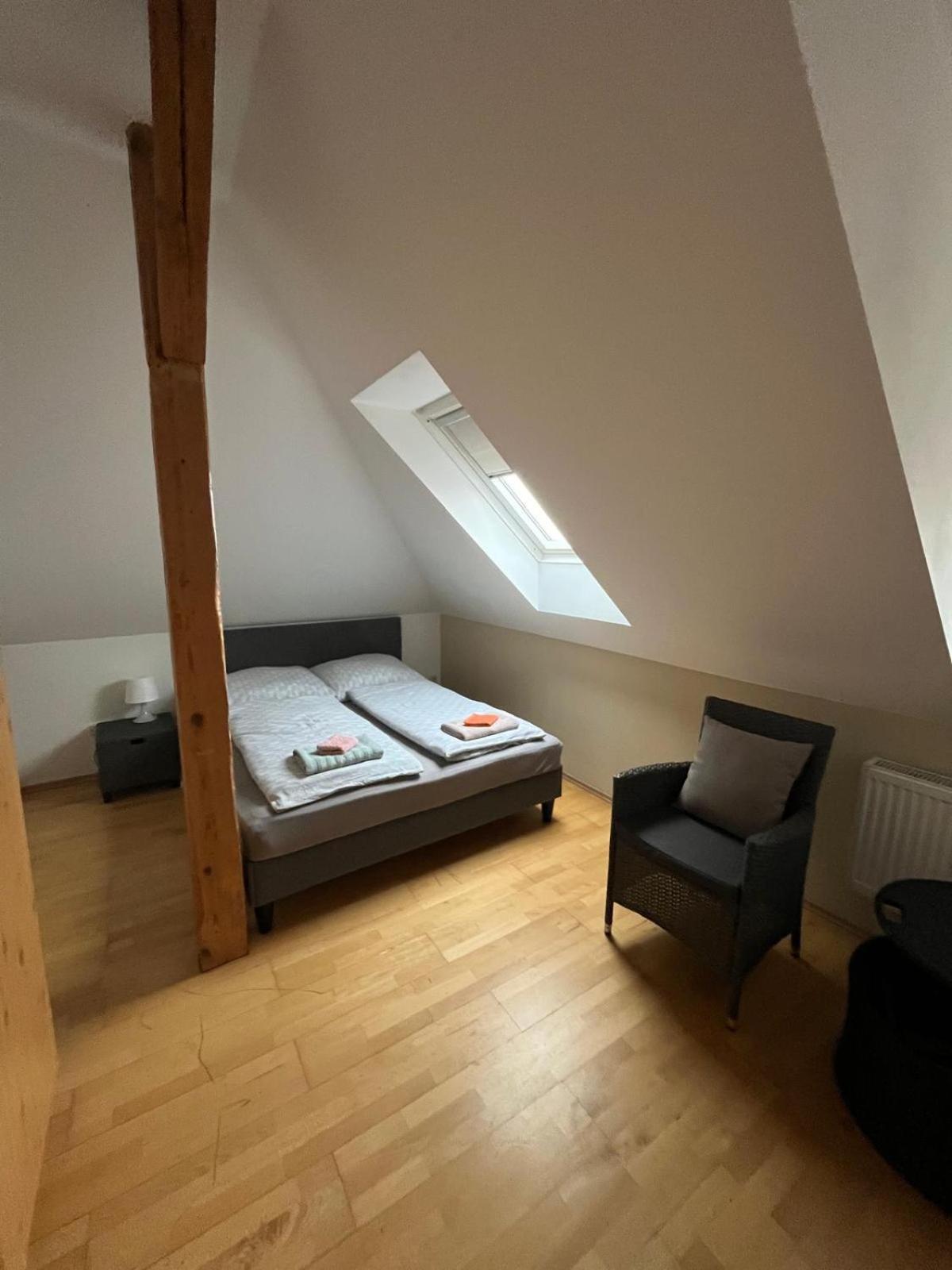 Doppelzimmer, Tv- Bad, Kuehlschrank- Parkplatz-17 Meine Exterior foto
